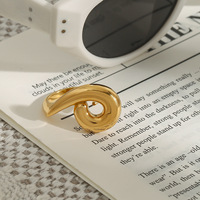 Bague ouverte torsadée abstraite en acier inoxydable doré Gaovo pour femme, bijou de mode moderne, sculptural, étanche et hypoallergénique