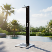 Ensemble de douche extérieur moderne en verre trempé noir mat avec base en bois SUS304, jet de pluie doux, pour hôtel et villa