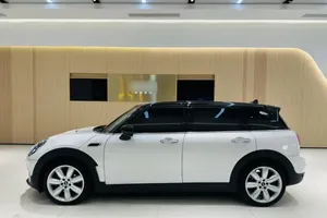 <span class=keywords><strong>BMW</strong></span> <span class=keywords><strong>Mini</strong></span> Clubman Cooper 1.5T Usado, Asientos de Cuero, Control de Crucero Adaptativo, Tracción en las Cuatro Ruedas, Luces - Product Image 3