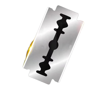 Lames de rasoir de sécurité professionnelles jetables PearlMax en acier inoxydable à double tranchant, modèle PMD-002, fabriquées en France pour les barbiers (vente en gros) - Product Image 1