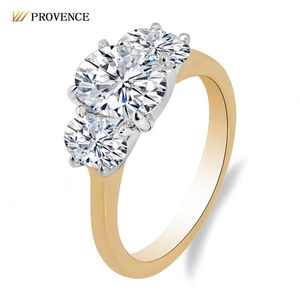 Bague en or jaune véritable avec trois pierres ovales en moissanite, pierre principale de 2,5 carats D VVS, cadeau d'anniversaire de mariage, personnalisable, classique, raffinée - Product Image 1