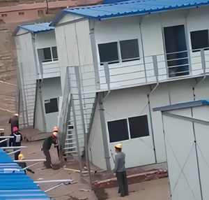 Casa Container per Alloggi Operai, Edificio Prefabbricato in Acciaio, Struttura Pieghevole per <span class=keywords><strong>Siti</strong></span> <span class=keywords><strong>di</strong></span> Costruzione nel Deserto - Product Image 4