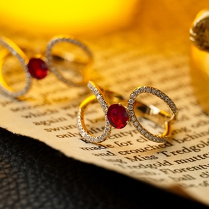 อาซูโอ 18K แหวนทองคำแท้สีเหลืองหรูหราประดับทับทิมธรรมชาติและเพชรแท้รูปทรงไม่สม่ำเสมอ ของขวัญสำหรับผู้หญิง เครื่องประดับสวยงามสำหรับใส่ทุกวัน - Product Image 6
