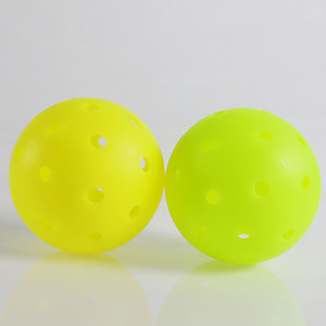 Cao Cấp Bền 40 Lỗ Ngoài Trời Pickleball Bóng Tùy Chỉnh Thương Hiệu PE Rotomold Ép Phun Bóng Cho Giải Đấu & Đào Tạo - Product Image 2
