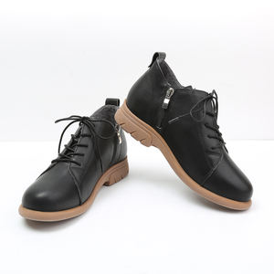 Bottines d'hiver en cuir pour femmes, design tendance à lacets, fermeture éclair, couleur unie, semelle épaisse, antidérapantes, résistantes à l'usure, doublure en fourrure - Product Image 5