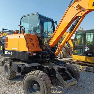 Excavadora Hidráulica de Orugas Hyundai R60W, 5.5 Toneladas, Cucharón de 0.6m, Motor Cummins, Bomba, PLC, 2022, 90% Nueva, 0-2000 Horas, para Uso Urbano - Product Image 3