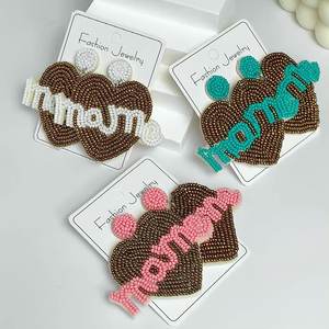 Boucles d'oreilles tissées fête des mères MAMA lettre couleur perle boucles d'oreilles tissées pour femmes Uionen 1816 - Product Image 4