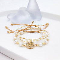 Bracelet tressé perlé KKBEAD pour femme avec breloque médaille en strass, cordon réglable, style vintage élégant, idéal pour le quotidien et les fêtes, bijou de mode