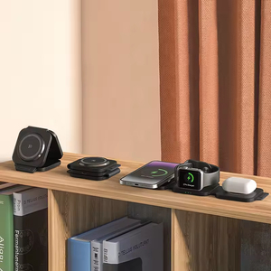 Estación de Carga Inalámbrica Magnética Rápida 3 en 1 Plegable de Última Generación 2026, 15W, Material de PC, Cargador para iPhone y Micrófono - Product Image 2