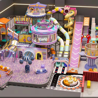 Équipement de terrain de jeu intérieur sur mesure de grande taille, thème SPACE Aventure, Tour PAGODA, toboggans rayés, toboggan Chevron, fosse à balles, HAPPY CASTLE