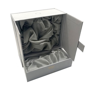 Boîte cadeau de truffes belges de haute qualité sur mesure en gros d'usine, boîte cadeau de vacances, boîte à chocolat pour la Saint-Valentin, style luxueux - Product Image 1