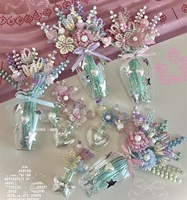 Mini Bouquet de Fleurs Perlées Créatif Aimant de Réfrigérateur pour Événements Décoration Noël Nouvel An Souvenir Accessoires de Magasin de Cadeaux Vente en Gros