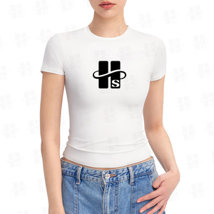 Vente en gros de t-shirts courts pour femmes de haute qualité, style Y2K, en coton, à manches courtes, coupe ajustée, avec impression personnalisée, style baby crop tee. - Product Image 3