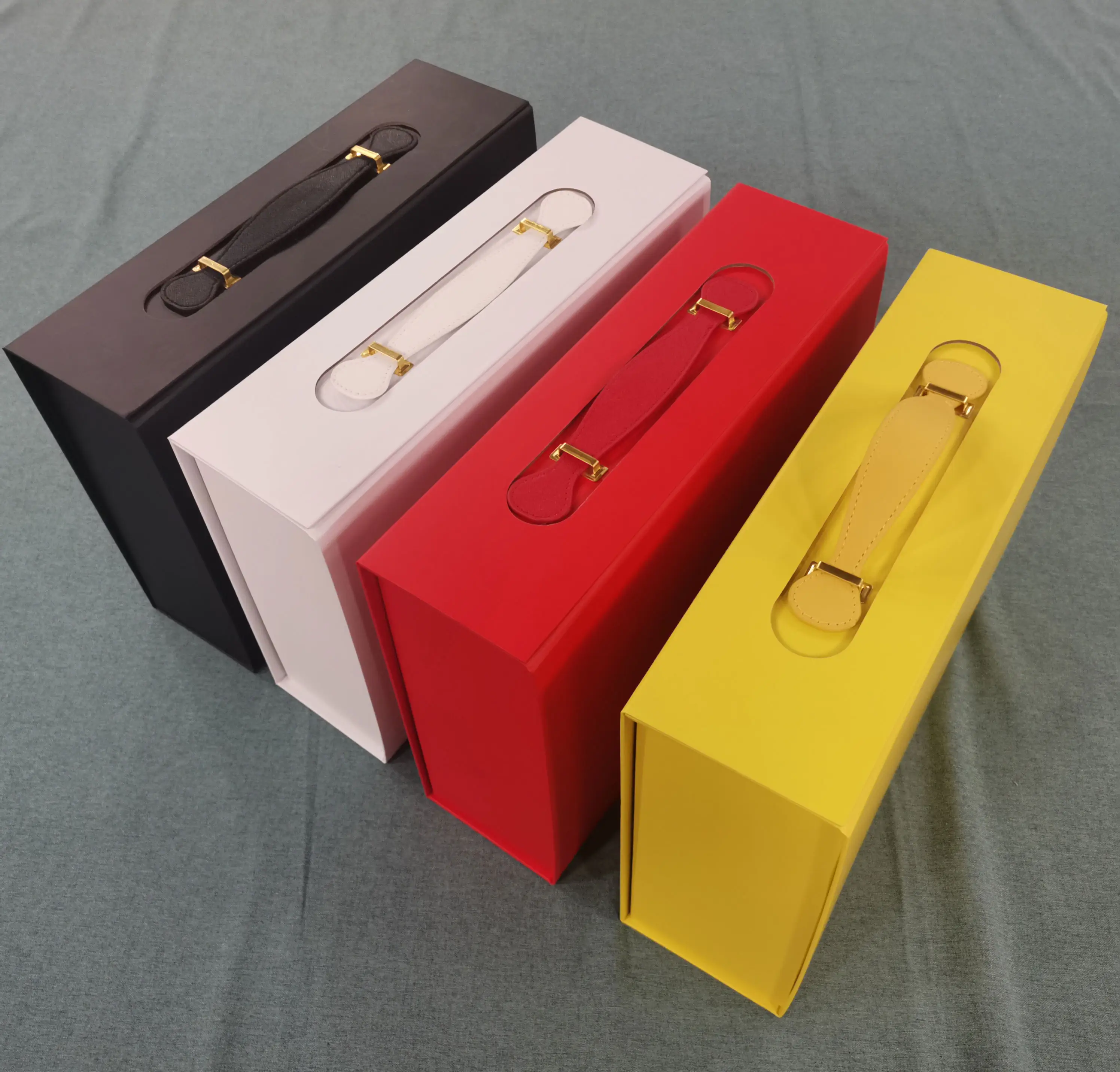37x27x11cm valise souvenir unique poignée en cuir PU carton pliant personnalisé emballage de luxe boîte-cadeau avec couvercle magnétique