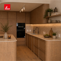 Armoire de cuisine Alland, style moderne minimaliste, en placage de chêne naturel, avec design sans poignée, pour villa de luxe