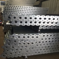 Accessoires en acier réglables de 6 mètres Puntales Metalicos Para Construction Étai en acier galvanisé de conception moderne pour une utilisation en extérieur italien