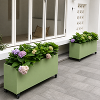 Jardinière rectangulaire en métal sur roulettes personnalisée pour patio, terrasse, café et espaces commerciaux