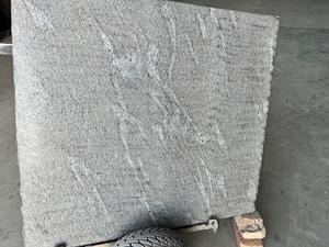 Dalle de granit flammé noir poli de style moderne Comptoir de cuisine d'excellente résistance avec grande dalle de pierre au design de poisson - Product Image 5