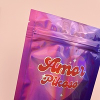 Sacs en plastique PE pour bonbons de 5 oz, couleur violette, effets holographiques, design mignon, refermables, couleur personnalisée, prix d'usine compétitif, MOQ