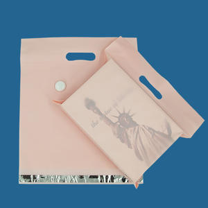 Bolsa de Correo de Polietileno Personalizada para Envíos de Ropa, Bolsa de Embalaje Translúcida de Plástico LDPE <span class=keywords><strong>HDPE</strong></span>, Bolsa de Correo Rosa con Asa - Product Image 1
