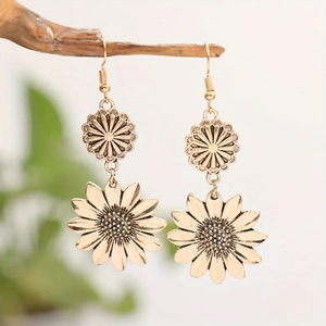 Orecchini pendenti da donna con girasole 3D, gioielli vintage alla moda - Product Image 1