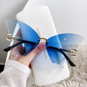 Butterfly Sunglasses For Women <b>Large</b> <b>Frame</b> Gradient Blue Lens UV400 Metal <b>Frame</b> Fashionable Street Style Outings Parties - Product Image 1
