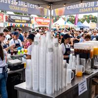 Cangkir Plastik PP Bentuk U dengan Logo Custom untuk Bubble Tea Boba Milk Tea, Cangkir Minuman Sekali Pakai Transparan, Suplai Grosir