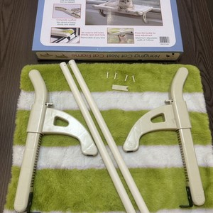Cama Hamaca Portátil Ajustable para Gatos con Cubierta Lavable Extraíble, Forma Cuadrada, Relleno de Plástico, para Interiores - Product Image 4