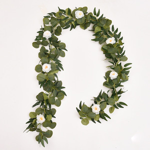 Plantas de plástico Artificial para boda, eucalipto verde de 2M, plantas colgantes de glicina para boda, nuevo diseño de <span class=keywords><strong>2022</strong></span> - Product Image 3
