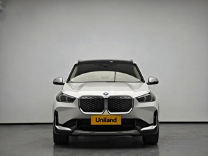 Auto Usata B.<span class=keywords><strong>M</strong></span>.W IX1 2023 XDrive 30L Pacchetto <span class=keywords><strong>X</strong></span> Design in Vendita da Uniland in Cina - Product Image 2