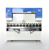 Machine de fraisage CNC Smart-B Torsion Bar Smartech entièrement automatique multifonctionnelle avec une zone de travail de 2500x2500 mm pour la fabrication de portes d'armoires