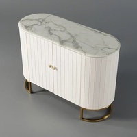 Commode sur mesure avec plan de travail en marbre, buffet moderne blanc, placage en cuir, cadre de base en or, armoire d'entrée, commode
