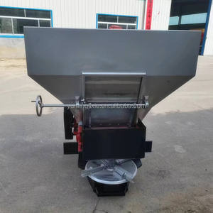 Tractor Pto Driven Máquina esparcidora de estiércol con tanque de fertilizante de acero inoxidable Esparcidor de fertilizante orgánico a la venta - Product Image 5