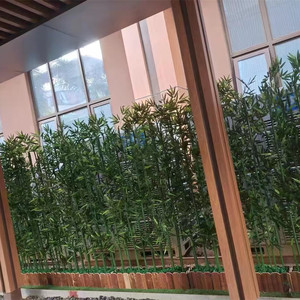 Albero di bambù artificiale verde di diverse dimensioni all'ingrosso, pianta finta da 3 m con foglie di bambù per decorazioni di recinzioni esterne - Product Image 4