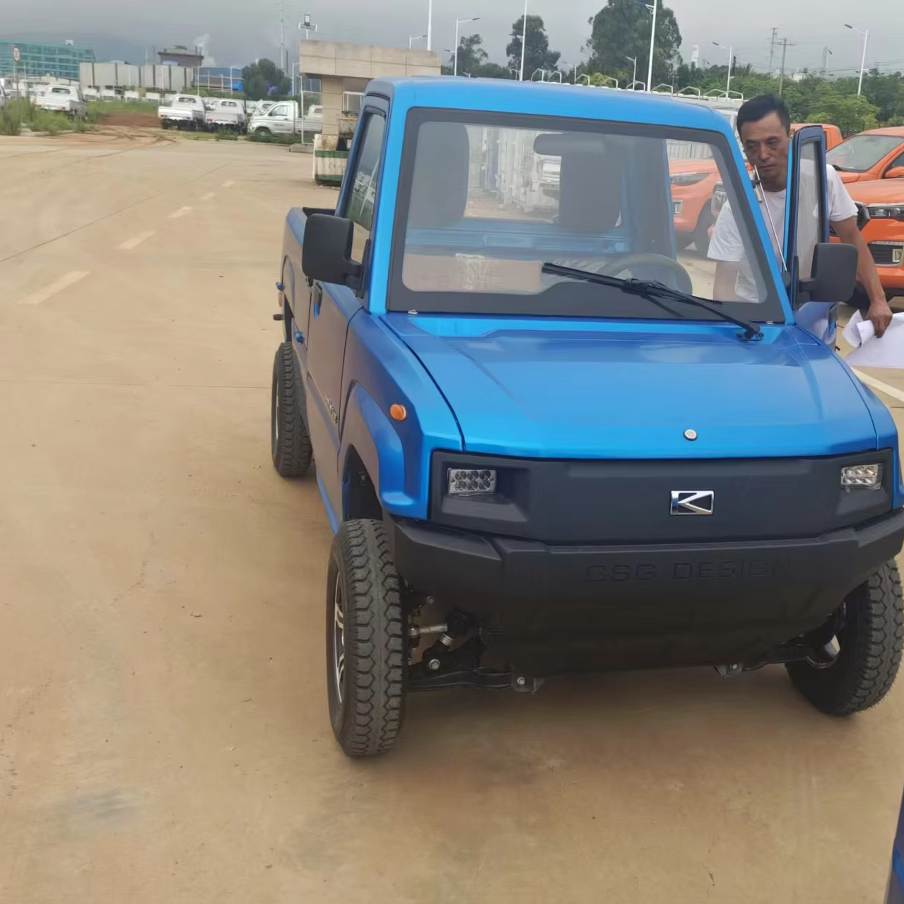 gardener truck electronic