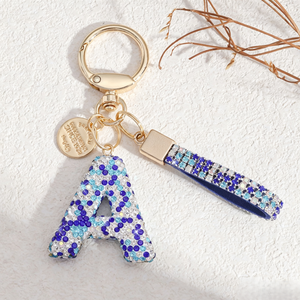 Portachiavi Scintillante con Lettera Iniziale in Cristallo e Strass, Accessorio per Zaino e Auto, Regalo per Ragazze - Product Image 4
