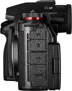 Cámara sin Espejo S1 IIE |   Potente Cámara Profesional Full HD con Lente de 24-105 mm, ISO Nativo Dual y Estabilización de Imagen - Product Image 3