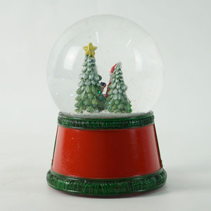 100mm LED noël pain d'épice maison <span class=keywords><strong>boule</strong></span> à <span class=keywords><strong>neige</strong></span> résine artisanat décoration <span class=keywords><strong>de</strong></span> la maison avec lumière musicale eau <span class=keywords><strong>boule</strong></span> <span class=keywords><strong>de</strong></span> <span class=keywords><strong>neige</strong></span> - Product Image 5