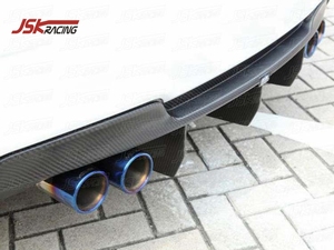 Labbro posteriore della fibra del carbonio di stile di revocz per <span class=keywords><strong>2011</strong></span> <span class=keywords><strong>BMW</strong></span> <span class=keywords><strong>1</strong></span> <span class=keywords><strong>serie</strong></span> 1M E82 E88 - Product Image 3