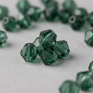 Perles de résine époxy facettées en opale verte <span class=keywords><strong>Palais</strong></span> 4 mm, haute clarté, double pointe, écologiques, durables, perles en vrac pour bijoux - Product Image 2