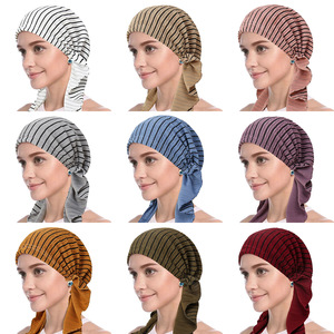 Cappello turbante da <span class=keywords><strong>donna</strong></span> a strisce nere su misura per la fabbrica di Stock musulmano con fondo Hijab berretto etnico <span class=keywords><strong>Bandana</strong></span> - Product Image 1