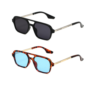 Gafas de Sol Unisex Vintage de los 70, Estilo Piloto Cuadrado, Gafas de Sol Retro de Aviación para Hombre y Mujer - Product Image 3