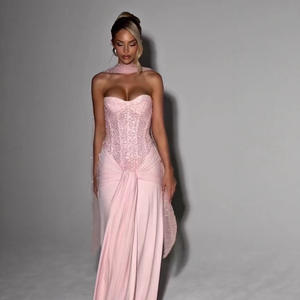 ZHEZHE 2026 Nouvelle Robe Bustier Bordeaux Slim Fit Sans Col à Paillettes Style Socialite Europé<span class=keywords><strong>en</strong></span> et Américain pour le Commerce International AliExpress - Product Image 1