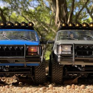 MN78 MN-78 Voiture télécommandée tout-terrain 4x4 haute simulation en alliage, modèle RC 1/12 avec éclairage LED - Product Image 5