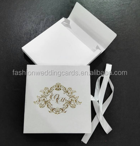 Boîtes d'<span class=keywords><strong>invitation</strong></span> en <span class=keywords><strong>carton</strong></span>, boîtes d'<span class=keywords><strong>invitation</strong></span> de mariage rigides avec cartes d'<span class=keywords><strong>invitation</strong></span> d'<span class=keywords><strong>anniversaire</strong></span> personnalisées en acrylique, cartes RSVP - Product Image 4