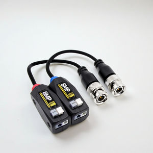 ملحقات CCTV سلبية واحدة HDCVI TVI BNC إلى RJ45 P 5MP فيديو 8MP AHD 2KV حماية من الصواعق للكاميرا عالية الدقة - Product Image 1