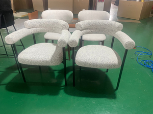 Disen Furniture Chaise de salle à manger moderne de style nordique minimaliste Chaise de salon en tissu de peinture noire Chaise longue - Product Image 3