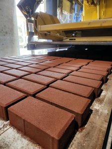 Oxyde de fer brun Pigment inorganique Fe2O3 prix pour les applications de cuir de peinture de revêtement - Product Image 6