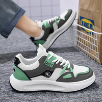 Sepatu pria baru sepatu olahraga jaring bersirkulasi sepatu lari kasual sol tebal serbaguna