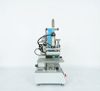 Machine d'étiquetage semi-automatique haute performance pour surfaces planes, idéale pour les bouteilles rondes, les canettes et les sacs